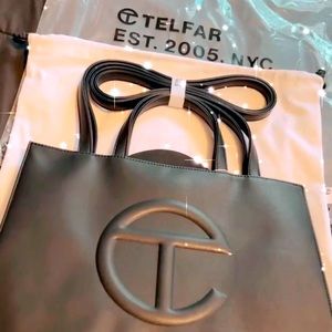 Meet your Posher, Shannon